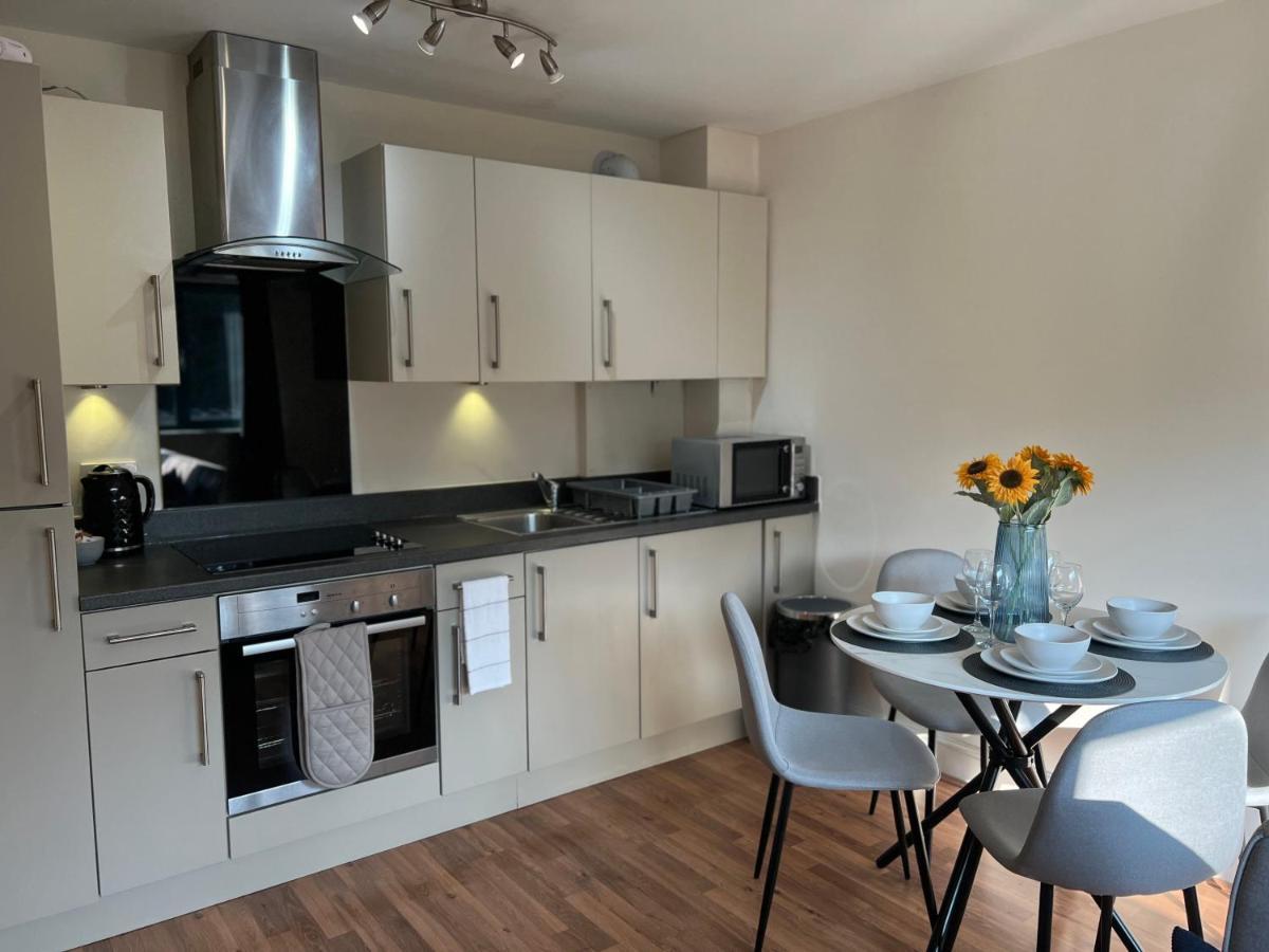 With Free Onsite Parking Cambridge (Cambridgeshire)